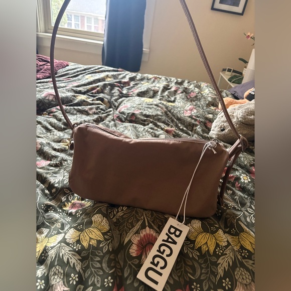 BAGGU Handbags - Baggu Toasted Almond Loaf